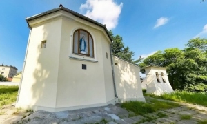 Parafia Nawiedzenia Najświętszej Maryi Panny stary budynek