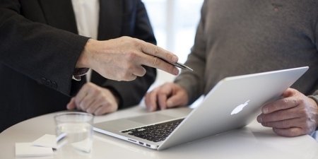 consulting-3031678640-1758787085
